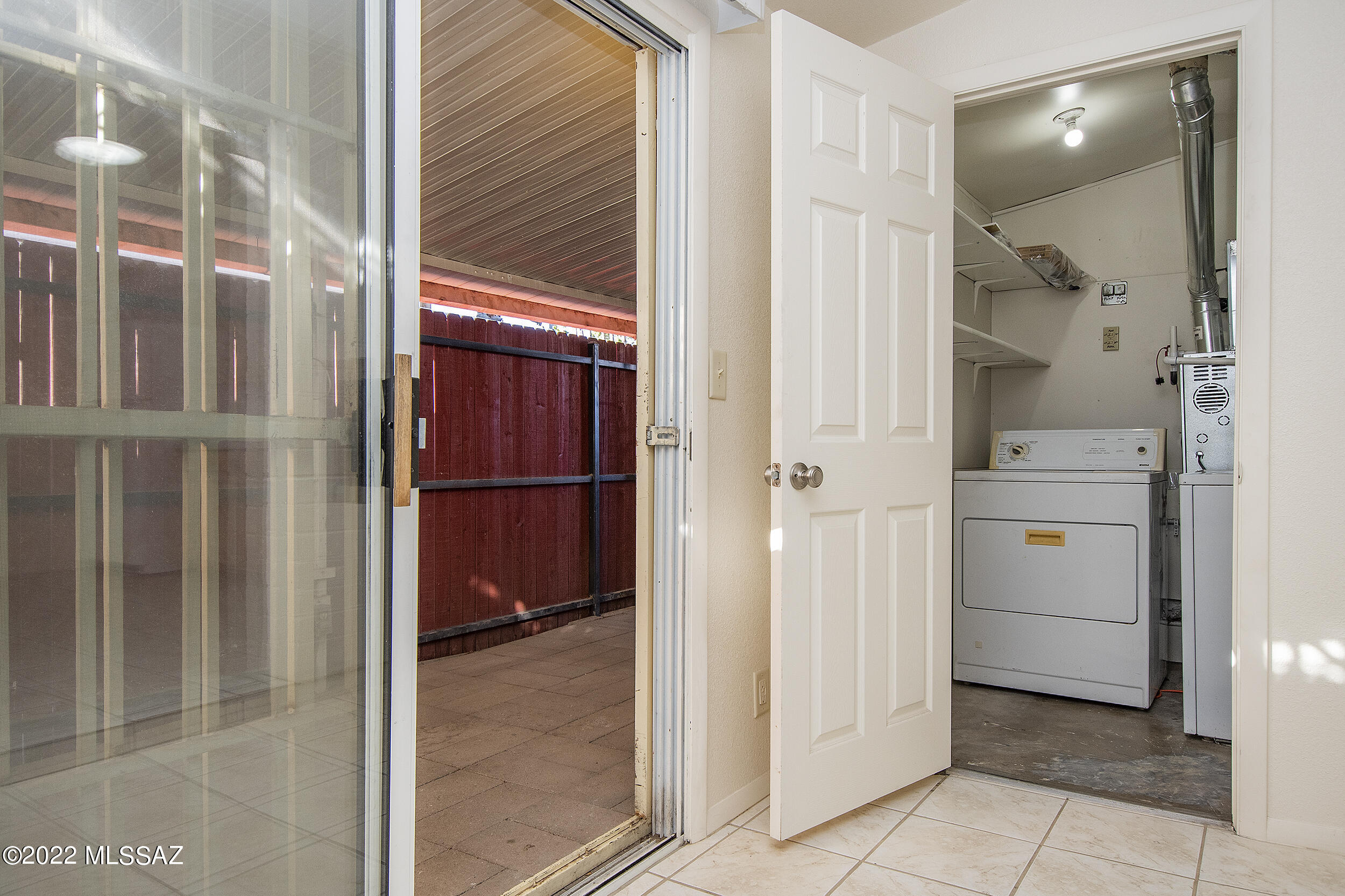 408 North Silverbell Road Tucson, AZ 85745 - Photo 8 of 33 Gallery Image 8