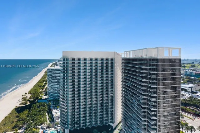 $6,400,000 | 9703 Collins Avenue, Unit PH07, Bal Harbour, FL 33154