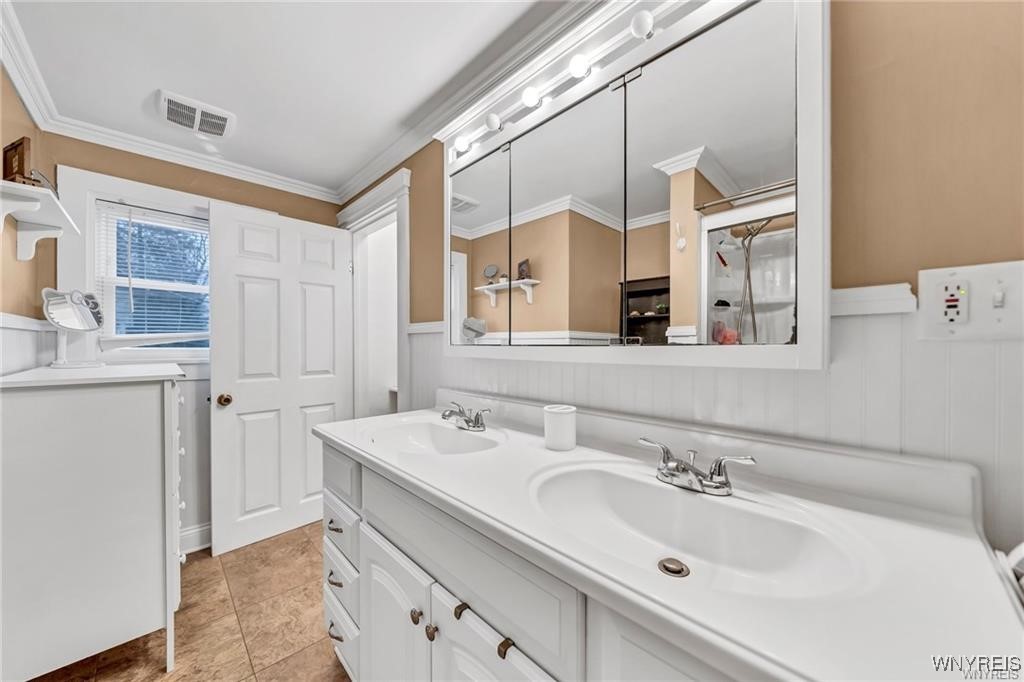 77 Church Street Springville, NY 14141 - Photo 16 of 39