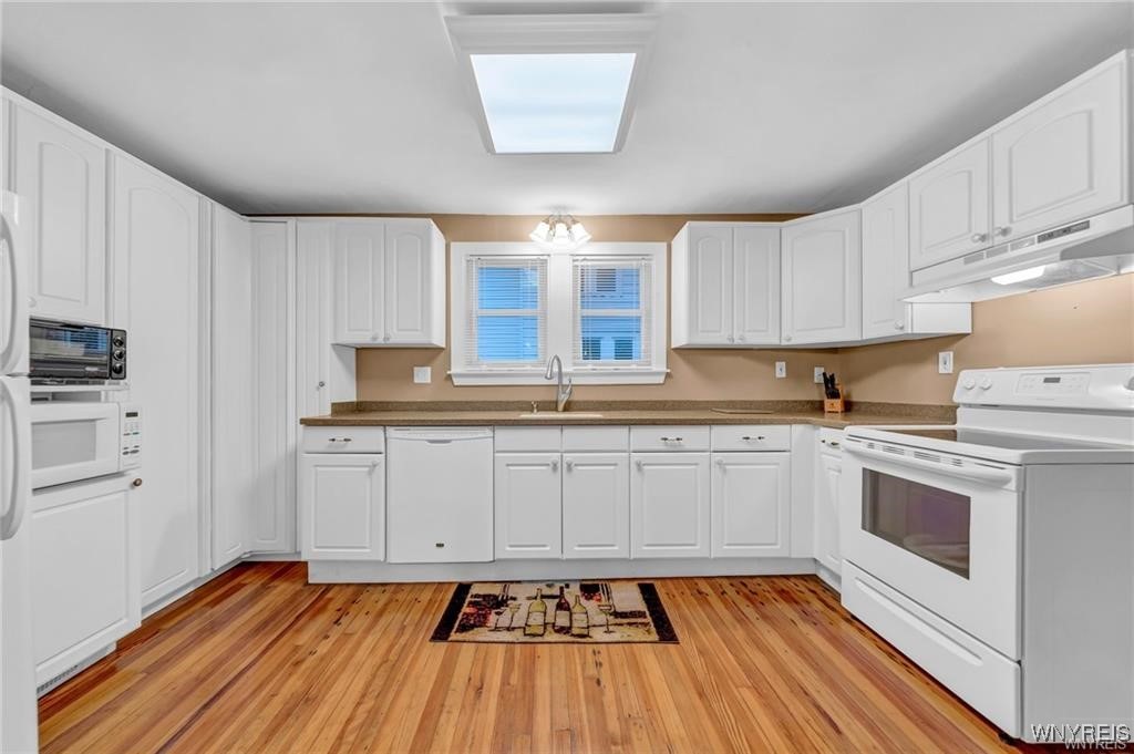 77 Church Street Springville, NY 14141 - Photo 3 of 39