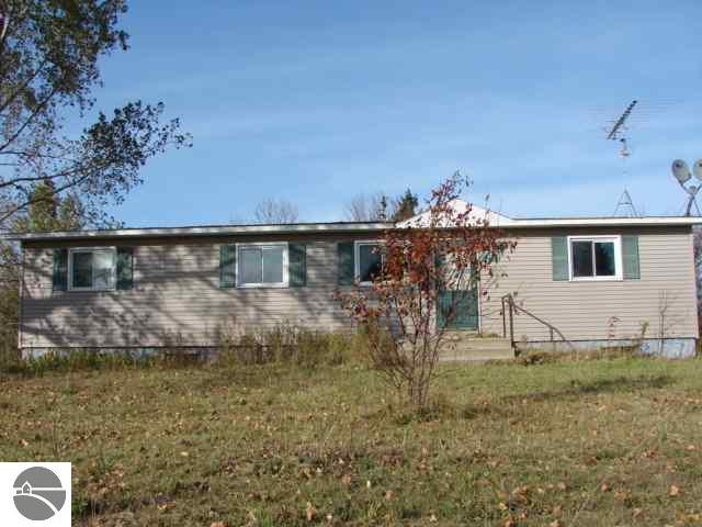 22902 Highway 10 Reed City, MI 49677 - Photo 1 of 10 1697991.JPG