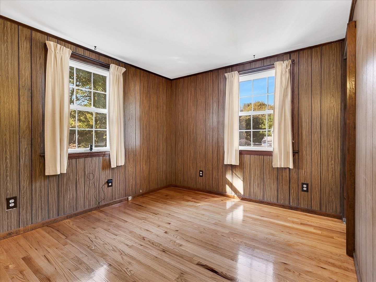 31 Chipman Road Beverly, MA 01915 - Photo 13 of 29 Gallery Image 13