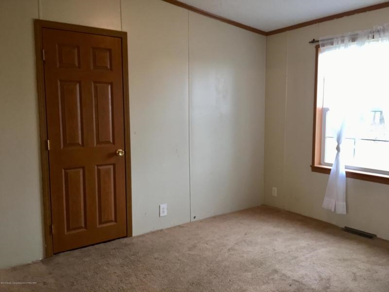 1267 West St Charles Road Ithaca, MI 48847 - Photo 27 of 32 1871613-26.JPG