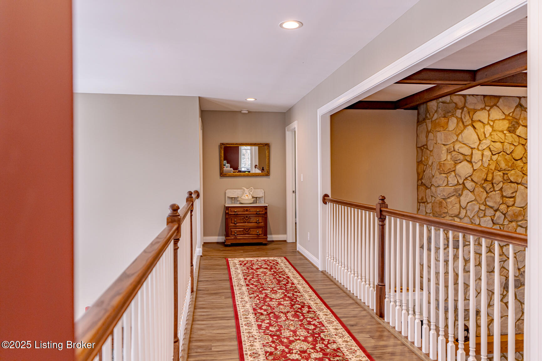 211 Owl Ridge Road Shelbyville, KY 40065 - Photo 29 of 62 Catwalk