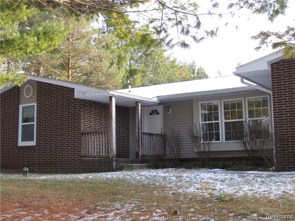 11502 Green Road Goodrich, MI 48438 - Photo 4 of 35
