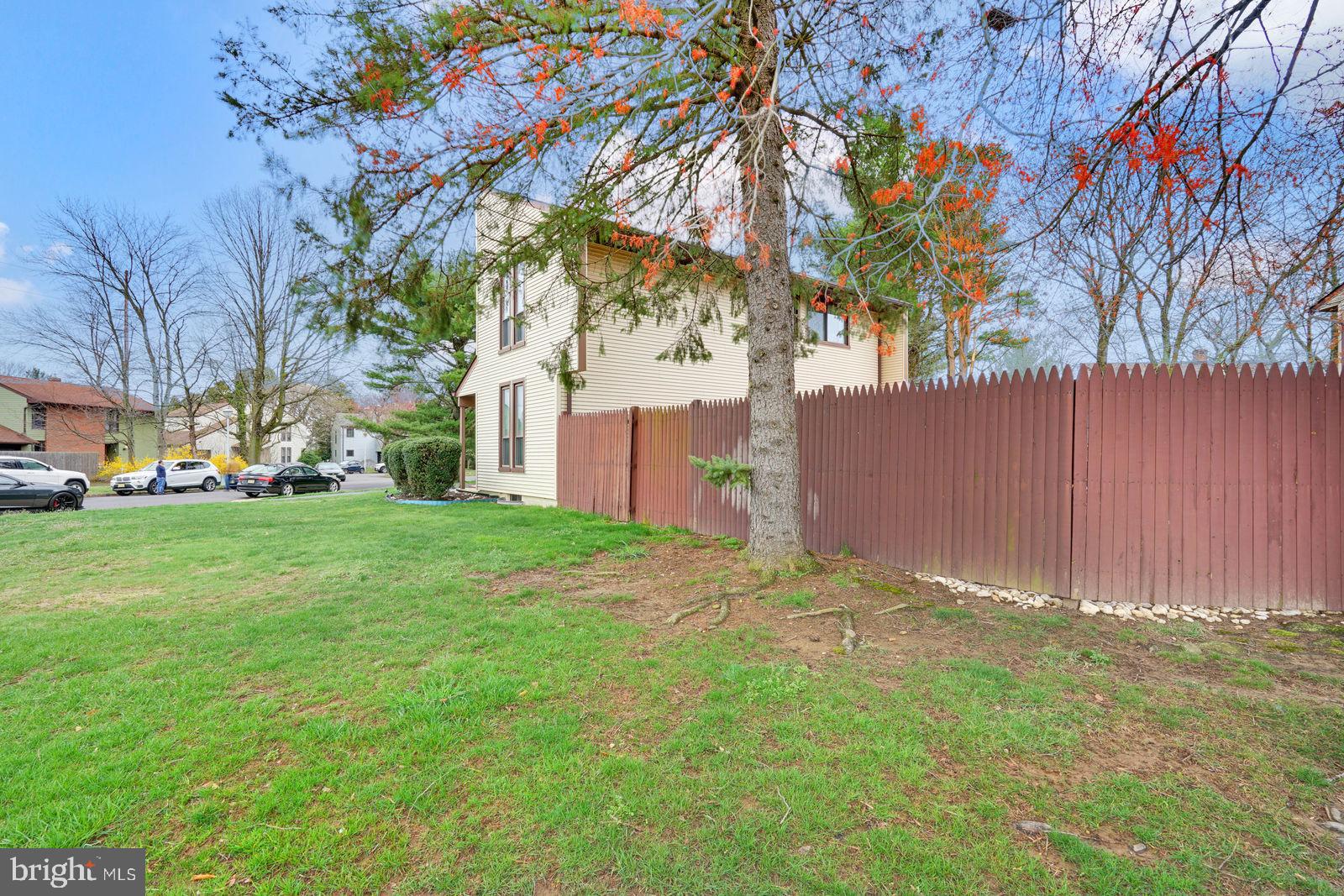 2 Robertson Road East Windsor, NJ 08520 - Photo 22 of 25 Side View