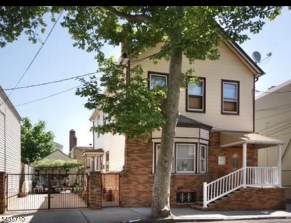 $2,000 | 14 Vincent Street, Newark, NJ 07105