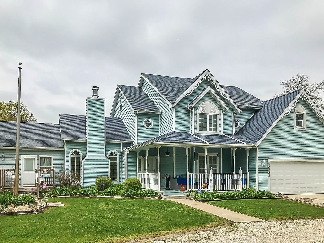 55855 Fir Road Mishawaka, IN 46545 - Photo 1 of 36 Gallery Image 1