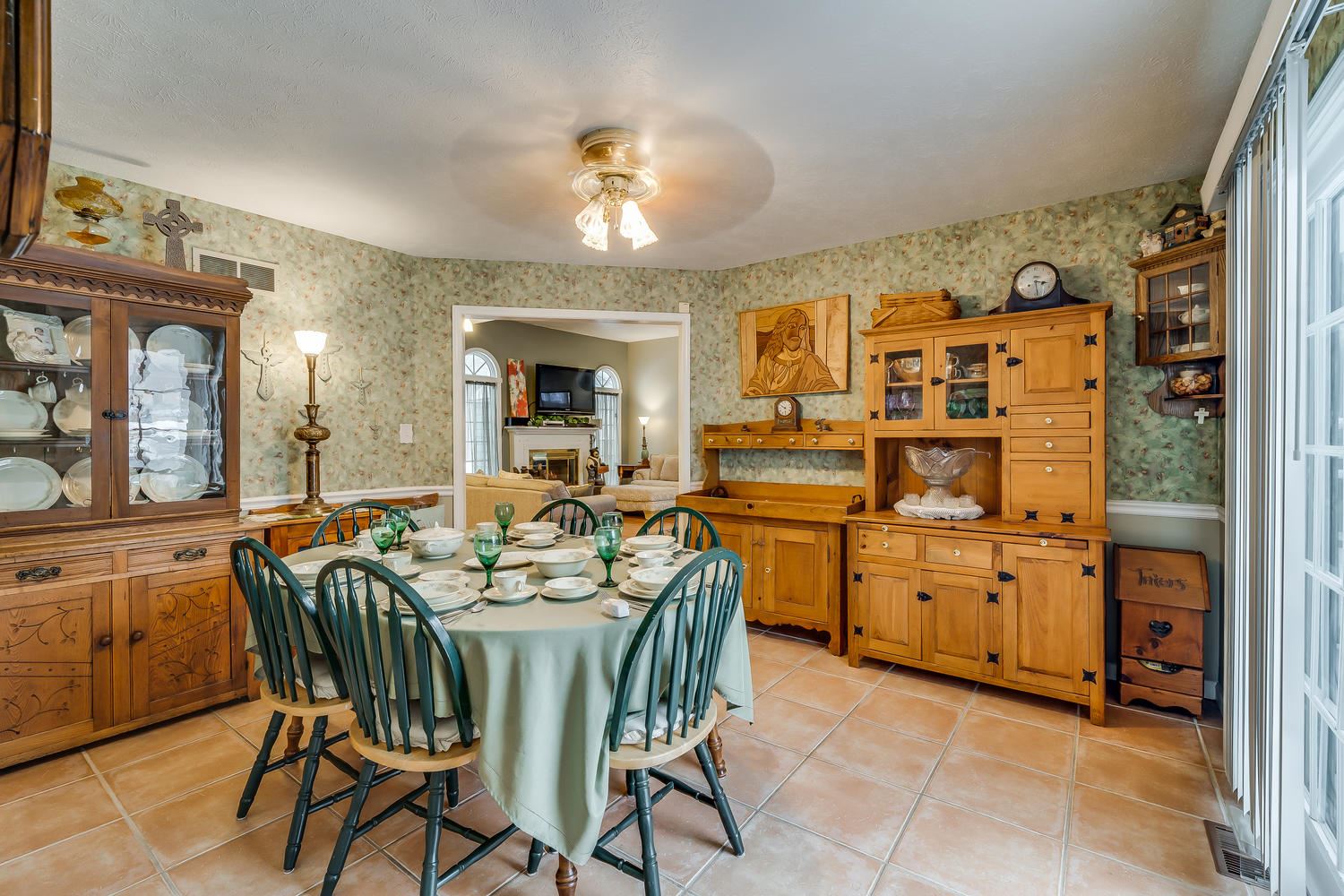 55855 Fir Road Mishawaka, IN 46545 - Photo 11 of 36 Gallery Image 11