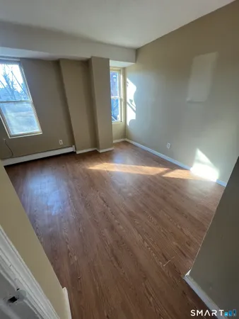 $1,500 | 32 Bedford Street, Unit A, Hartford, CT 06120
