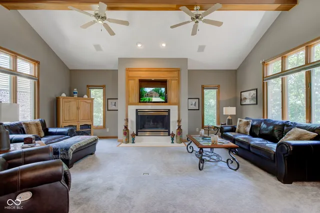 $585,000 | 5895 Annanhill Court, Avon, IN 46123