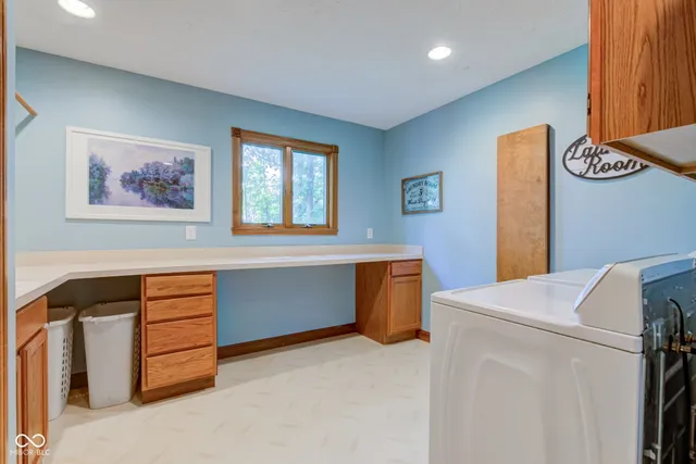 $585,000 | 5895 Annanhill Court, Avon, IN 46123