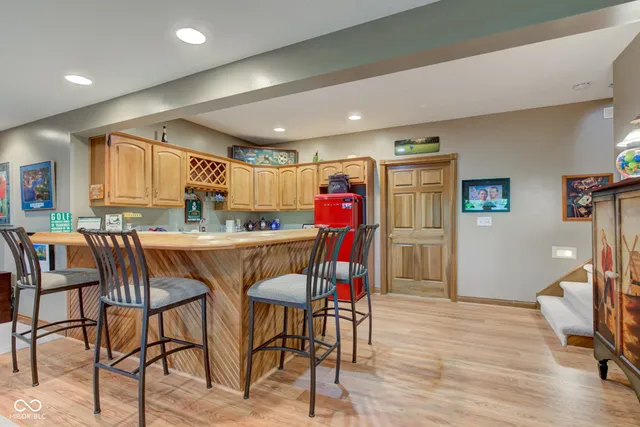 $585,000 | 5895 Annanhill Court, Avon, IN 46123