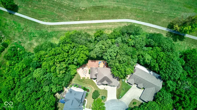 $585,000 | 5895 Annanhill Court, Avon, IN 46123