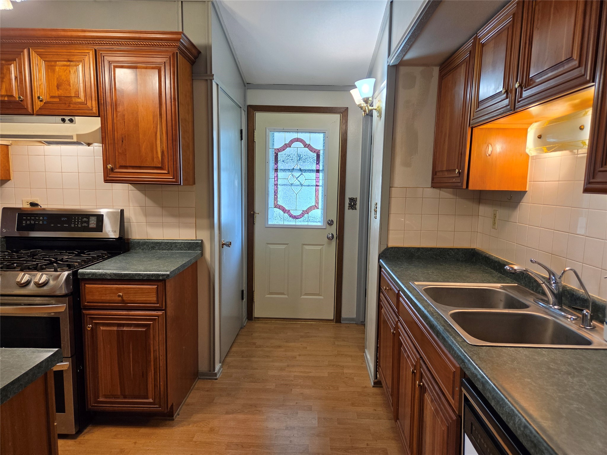 100 Locust Drive Hixton, WI 54635 - Photo 7 of 37