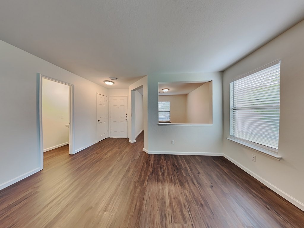 4006 Carmel Ridge Way Pasadena, TX 77503 - Photo 4 of 20