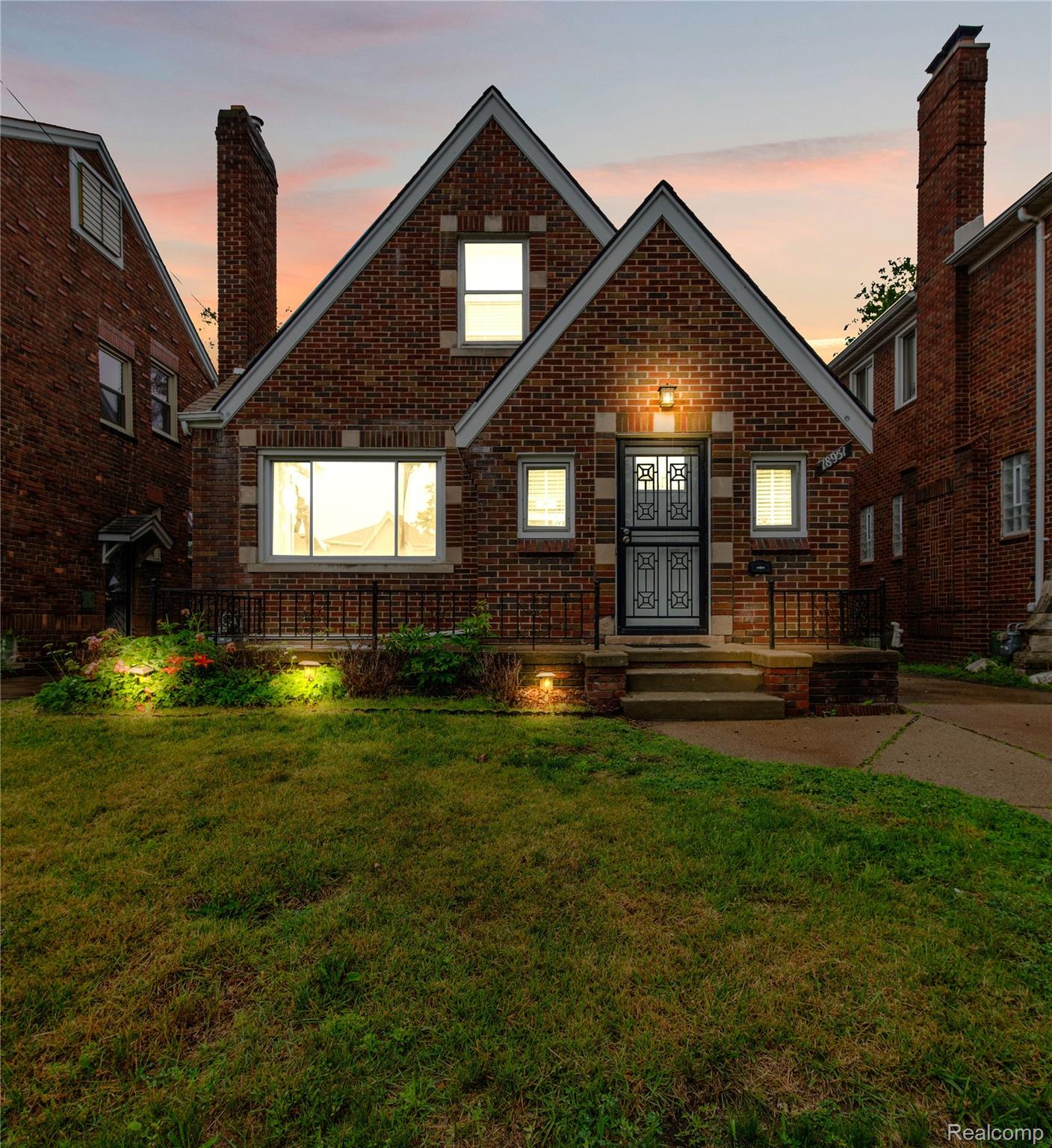 18951 Santa Rosa Drive Detroit, MI 48221 - Photo 2 of 75 18951 Santa Rosa - HD Drone Photography_21.jpg
