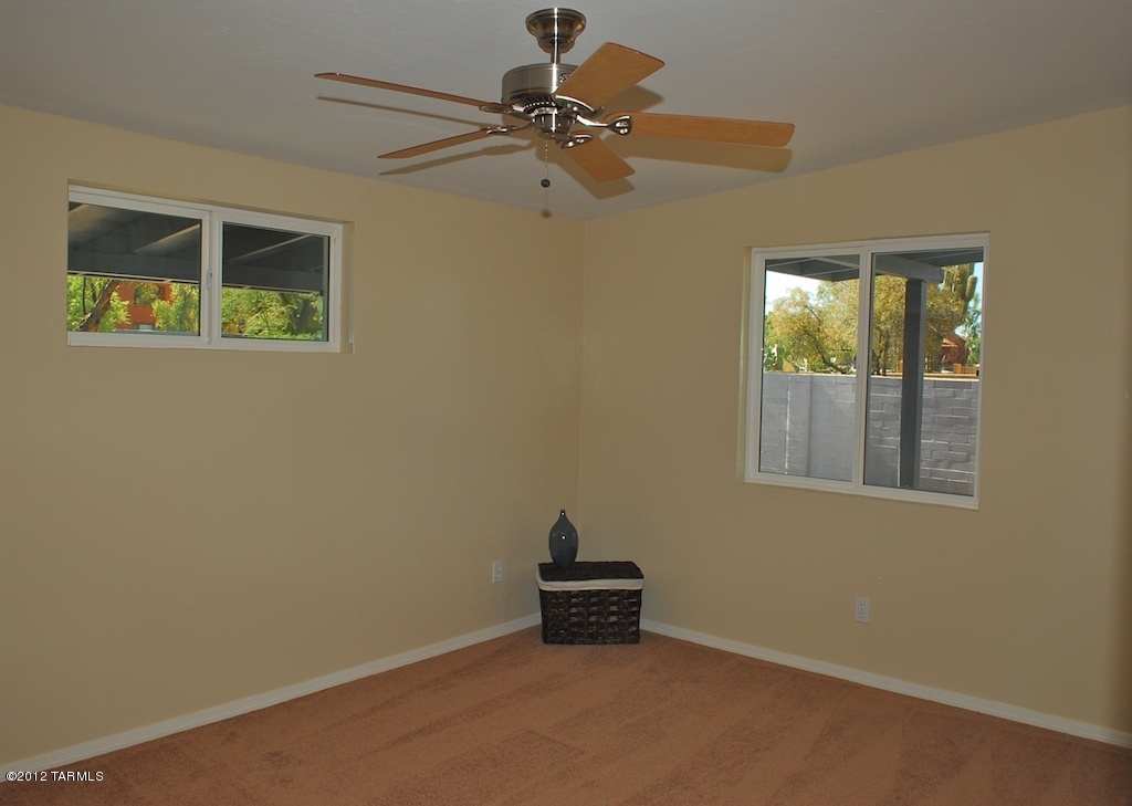 1925 North Ridgeway Road Tucson, AZ 85712 - Photo 18 of 25 Gallery Image 18