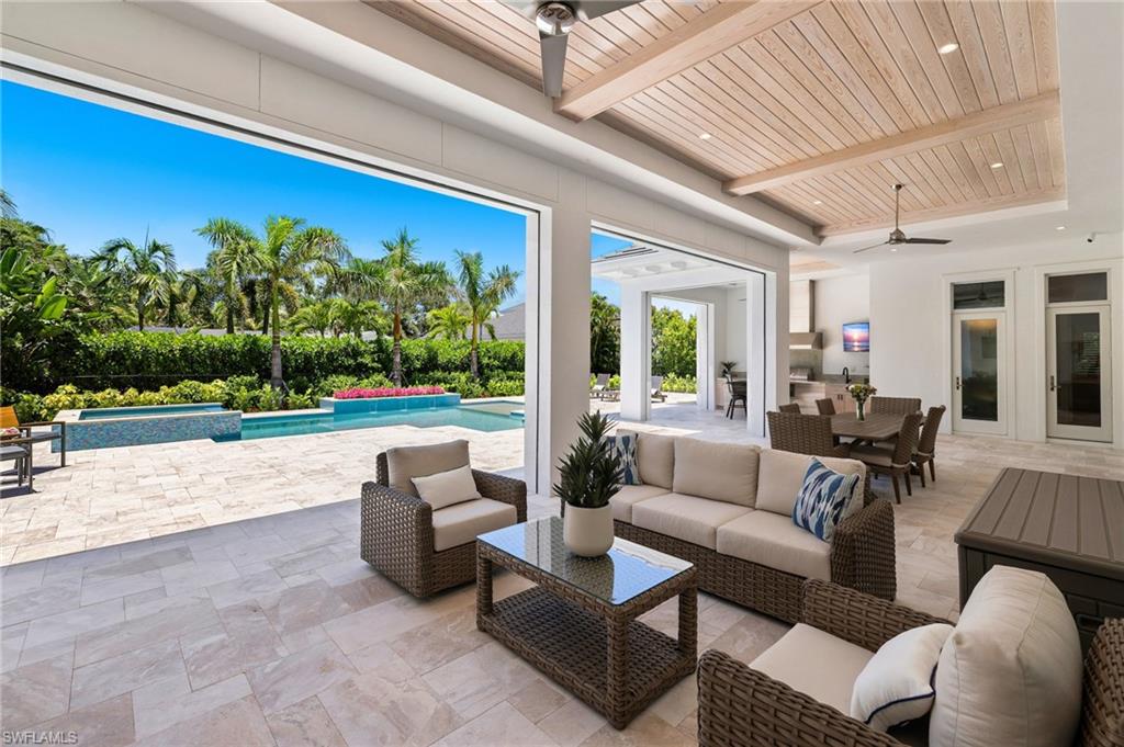 2989 Regatta Road Naples, FL 34103 - Photo 8 of 16