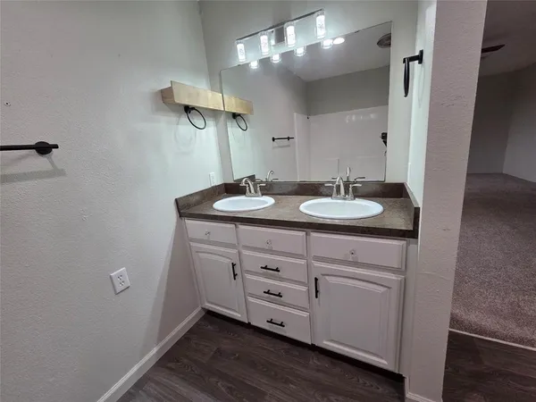 $279,000 | 484 County Road 1206, Savoy, TX 75479