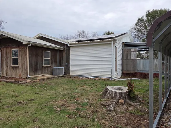 $279,000 | 484 County Road 1206, Savoy, TX 75479