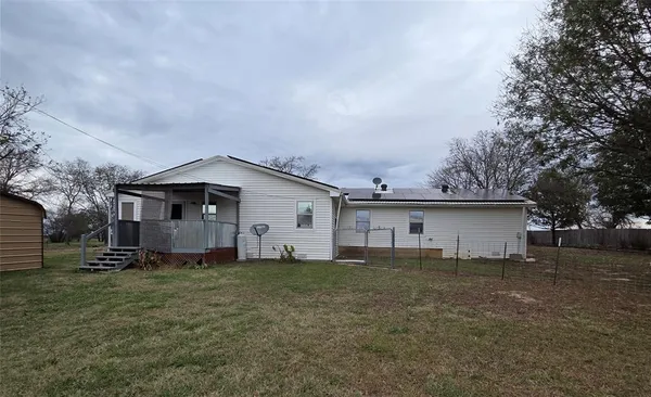 $279,000 | 484 County Road 1206, Savoy, TX 75479
