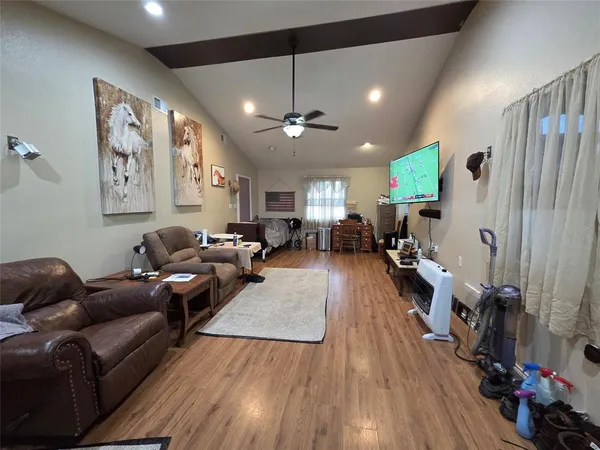 $279,000 | 484 County Road 1206, Savoy, TX 75479