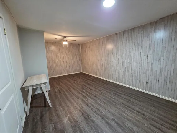 $279,000 | 484 County Road 1206, Savoy, TX 75479