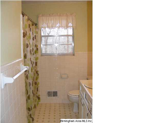 3325 Treehaven Circle Adamsville, AL 35005 - Photo 10 of 16