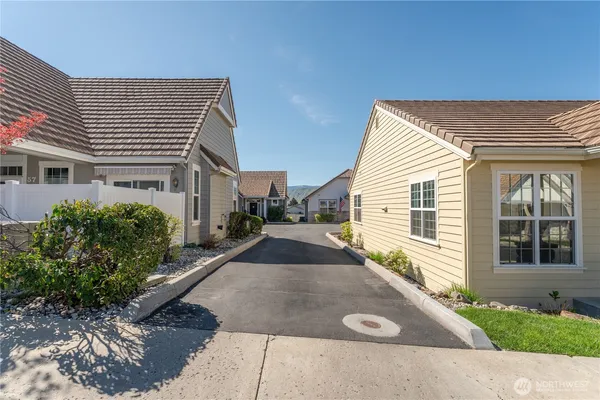 $490,000 | 1494 Eastmont Avenue, Unit 56, East Wenatchee, WA 98802