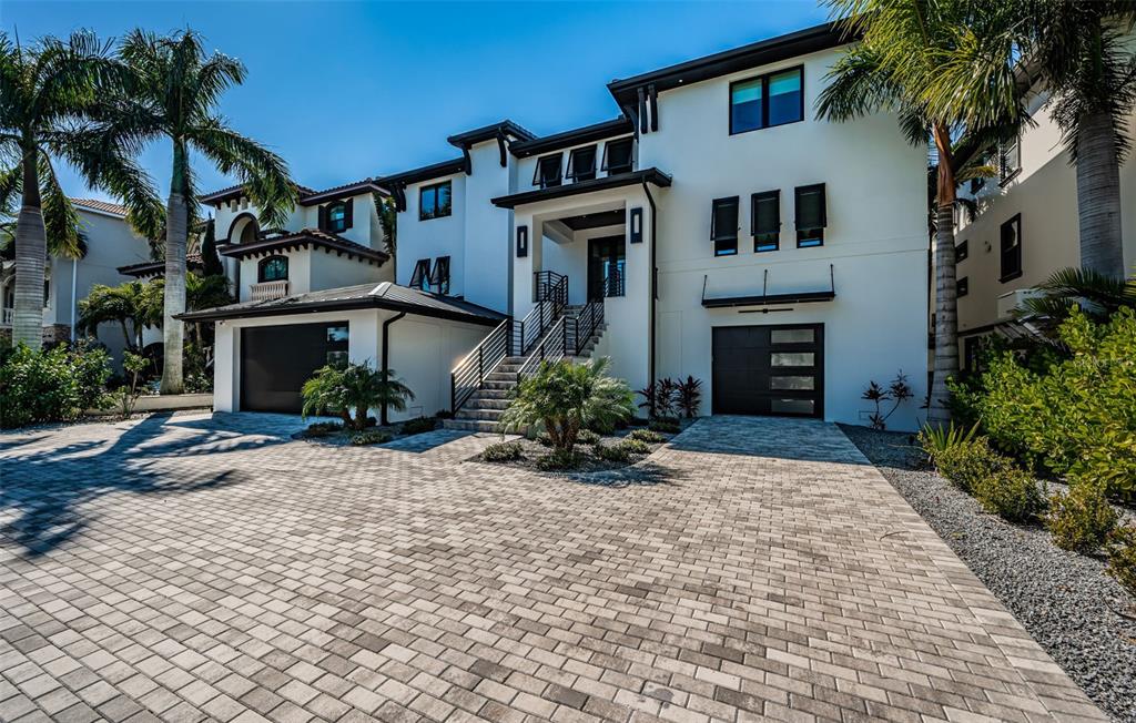 218 Sydney Lane Redington Shores, FL 33708 - Photo 6 of 100 a house view with a outdoor space