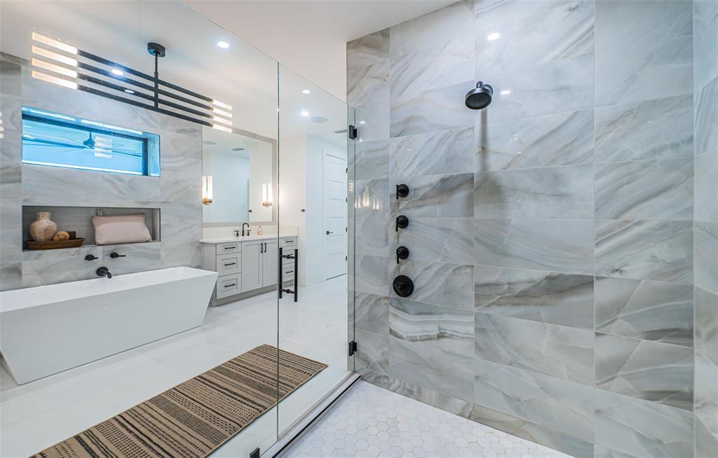 218 Sydney Lane Redington Shores, FL 33708 - Photo 68 of 100