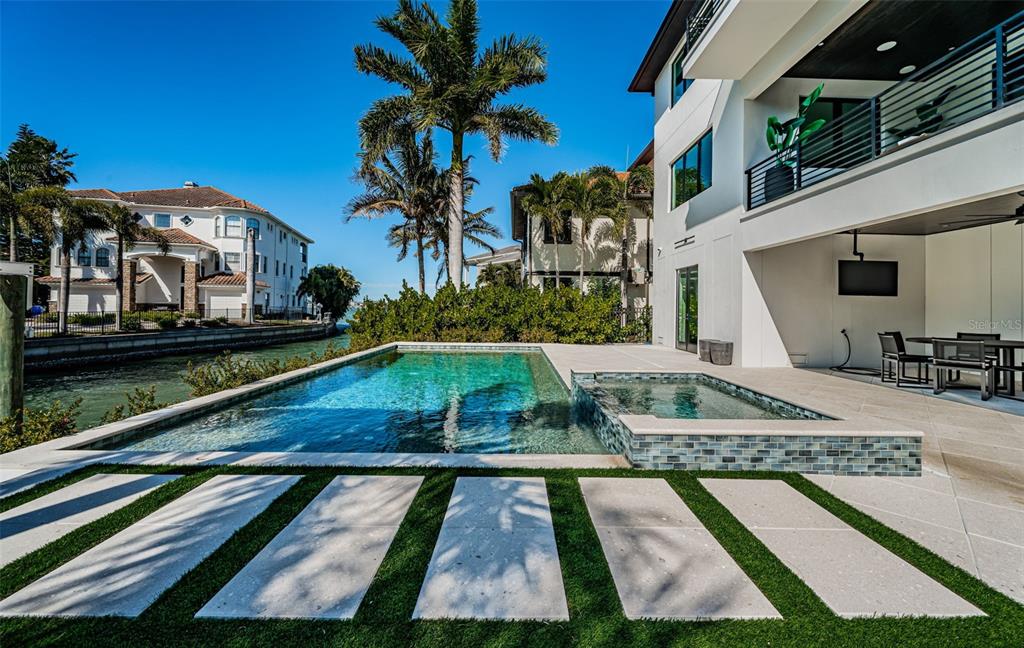 218 Sydney Lane Redington Shores, FL 33708 - Photo 81 of 100