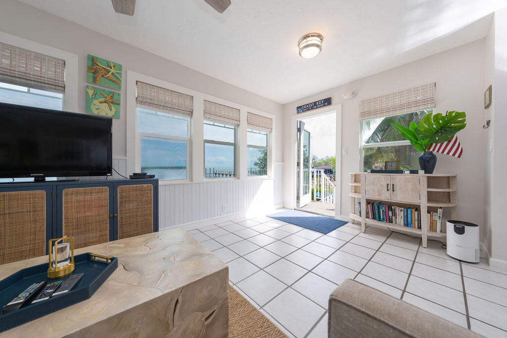 58121 Morton Street Marathon, FL 33050 - Photo 29 of 93 Front Door