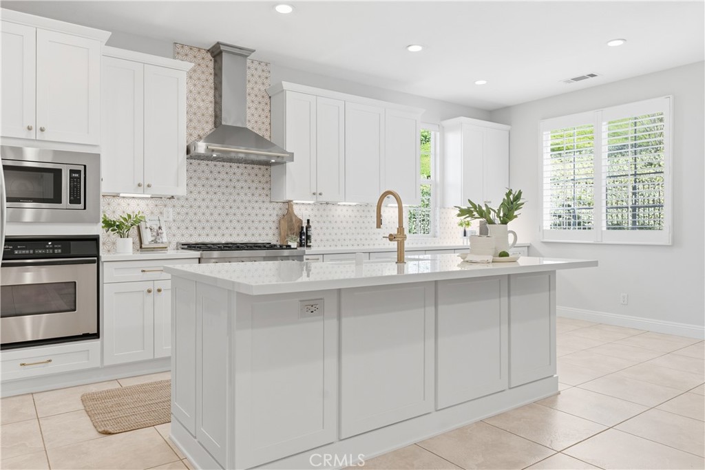 3 Duskywing Court Ladera Ranch, CA 92694 - Photo 2 of 75