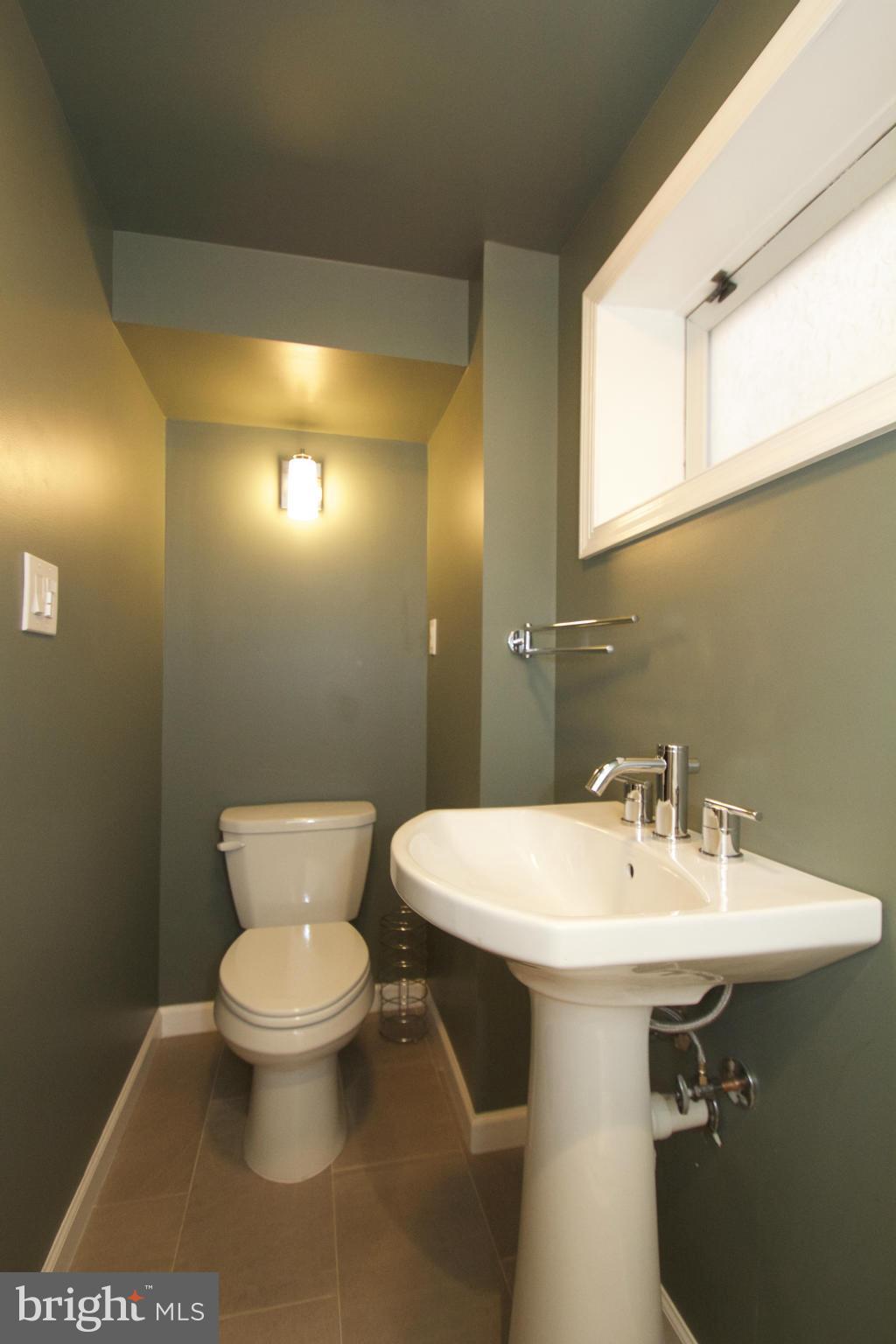 4820 24th Road North Arlington, VA 22207 - Photo 22 of 30 Bath
