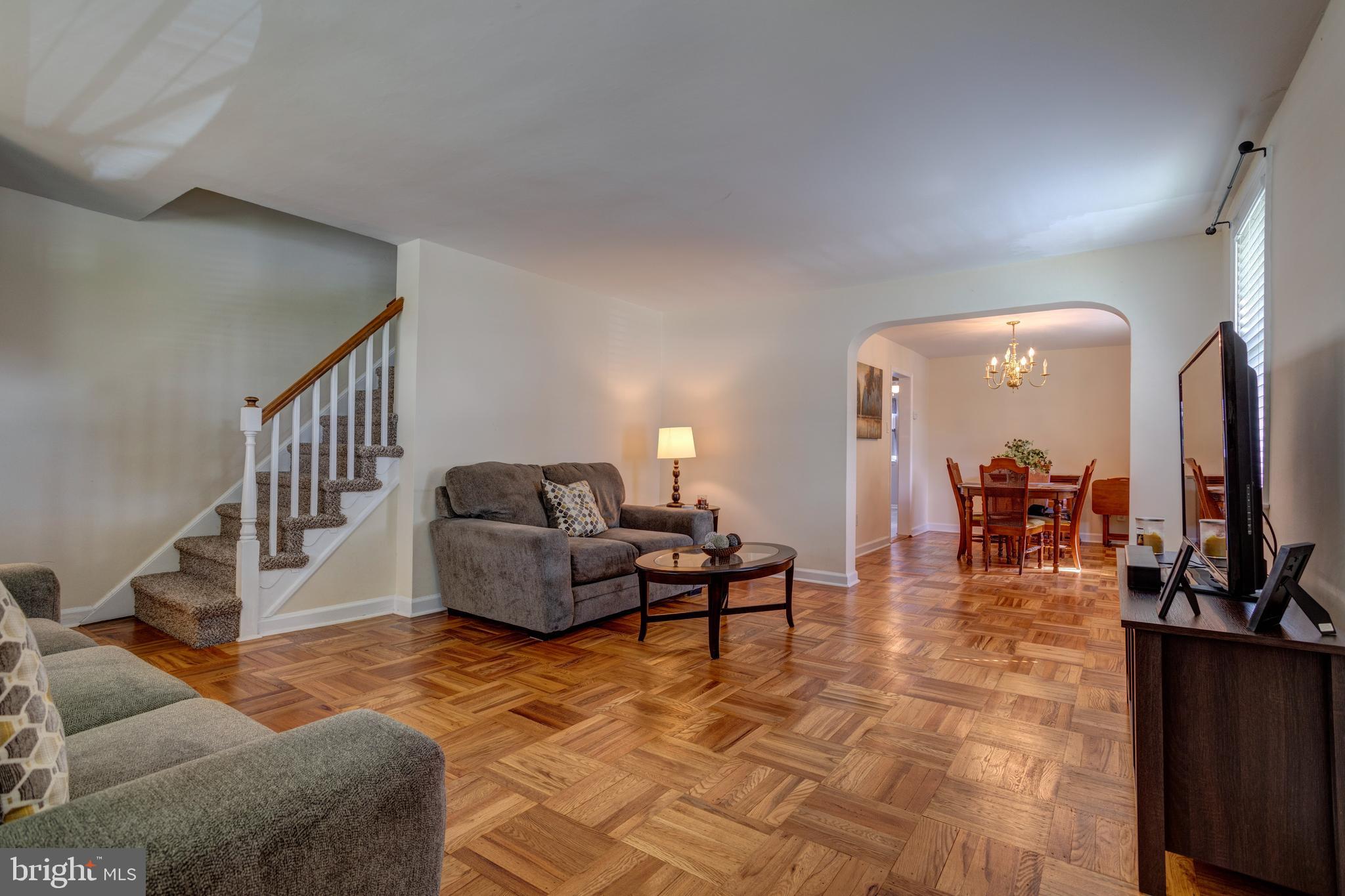 816 Colwell Road Swarthmore, PA 19081 - Photo 4 of 32