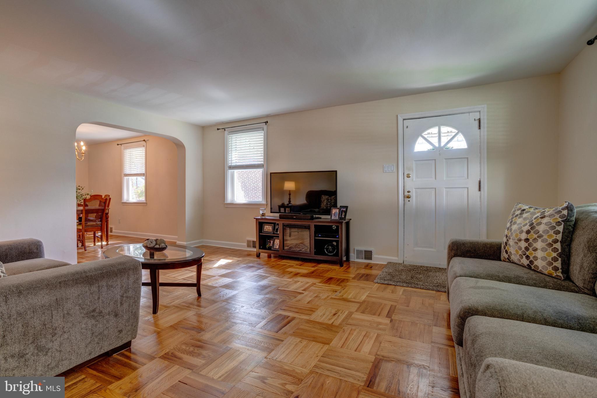 816 Colwell Road Swarthmore, PA 19081 - Photo 8 of 32