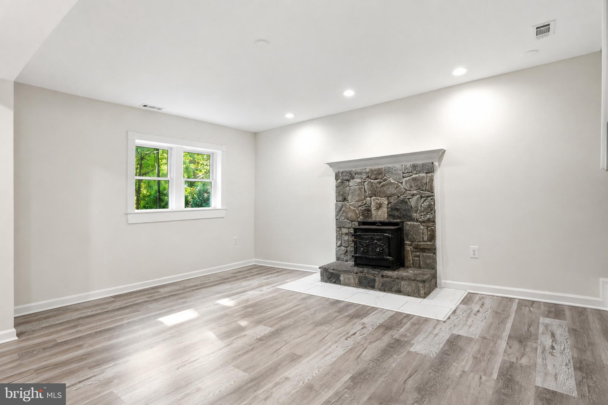 12820 Maple Street Silver Spring, MD 20904 - Photo 5 of 45 Gallery Image 5