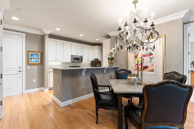 $1,525,000 | 1 Christie Place, Unit 205W, Scarsdale, NY 10583