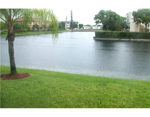 5922 Abbey Road, Unit 5922 Tamarac, FL 33321 - Photo 11 of 15 Waterfront/Dock/Pier
