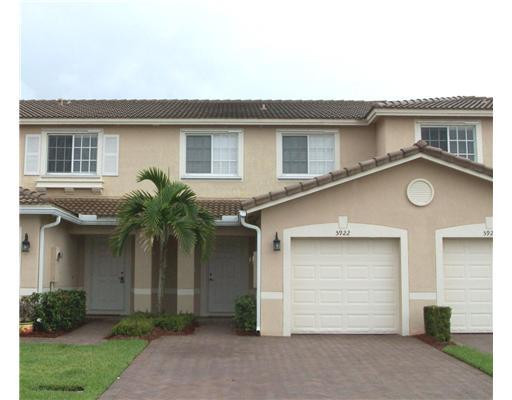 5922 Abbey Road, Unit 5922 Tamarac, FL 33321 - Photo 2 of 15 Exterior Front