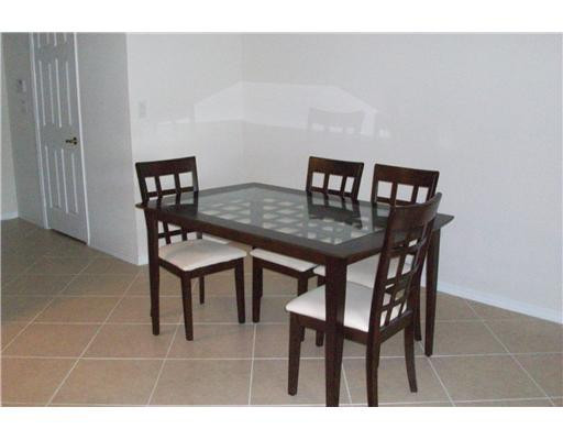 5922 Abbey Road, Unit 5922 Tamarac, FL 33321 - Photo 4 of 15 Dining Room