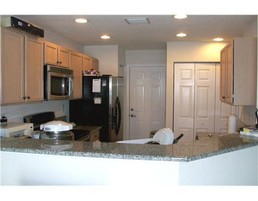 5922 Abbey Road, Unit 5922 Tamarac, FL 33321 - Photo 6 of 15 Kitchen