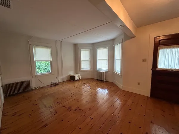 $2,500 | 30 Goldsmith Street, Unit 30, Littleton, MA 01460