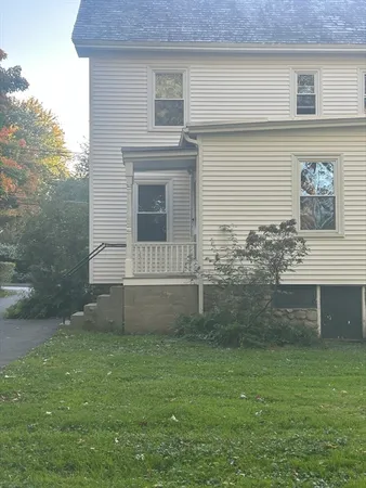 $2,500 | 30 Goldsmith Street, Unit 30, Littleton, MA 01460