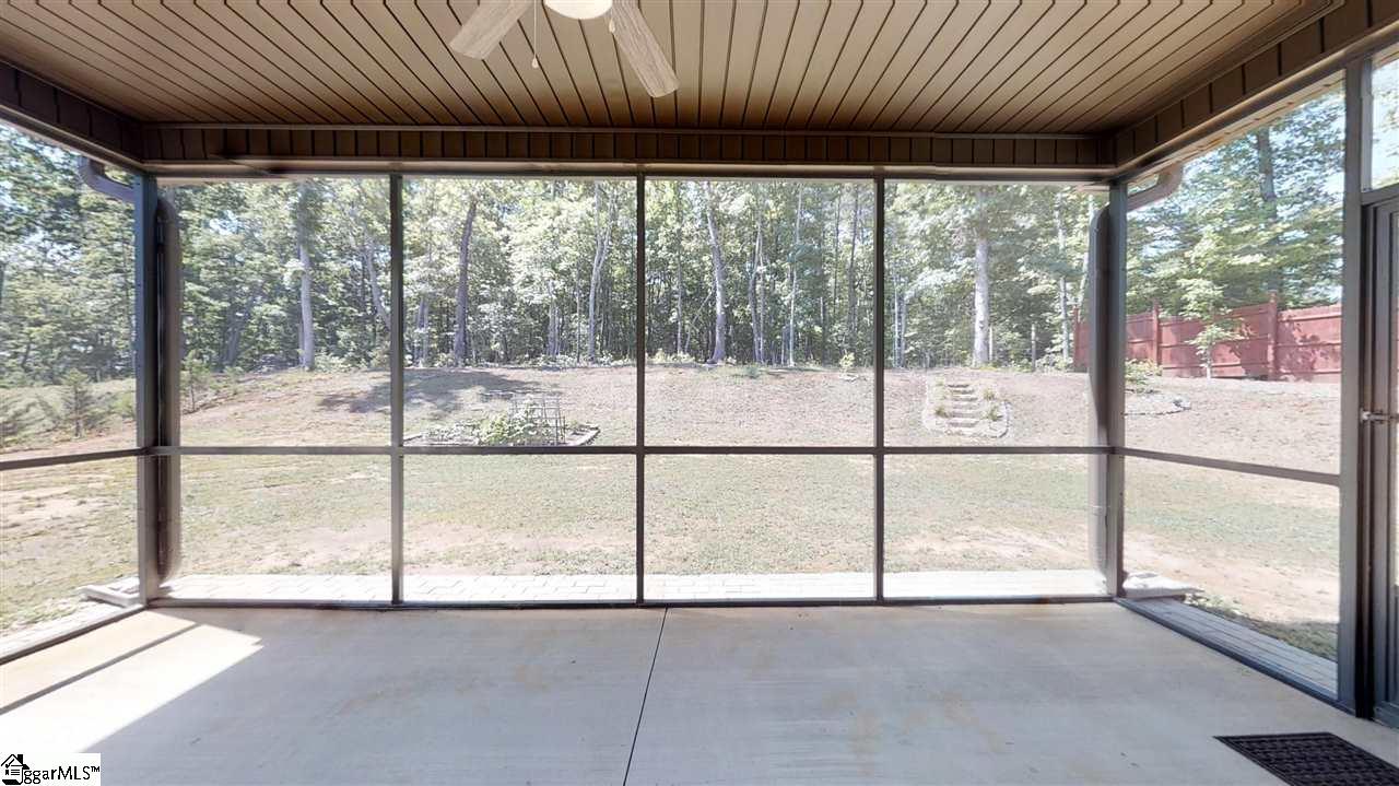 261 Goodwin Road Travelers Rest, SC 29690 - Photo 14 of 34