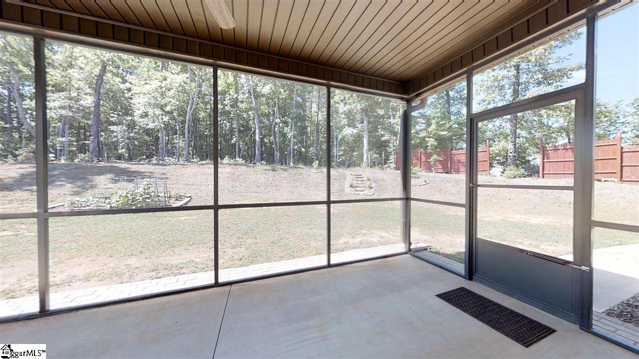 261 Goodwin Road Travelers Rest, SC 29690 - Photo 15 of 34