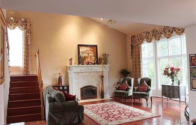 1610 Chase Drive Rochester, MI 48307 - Photo 2 of 4
