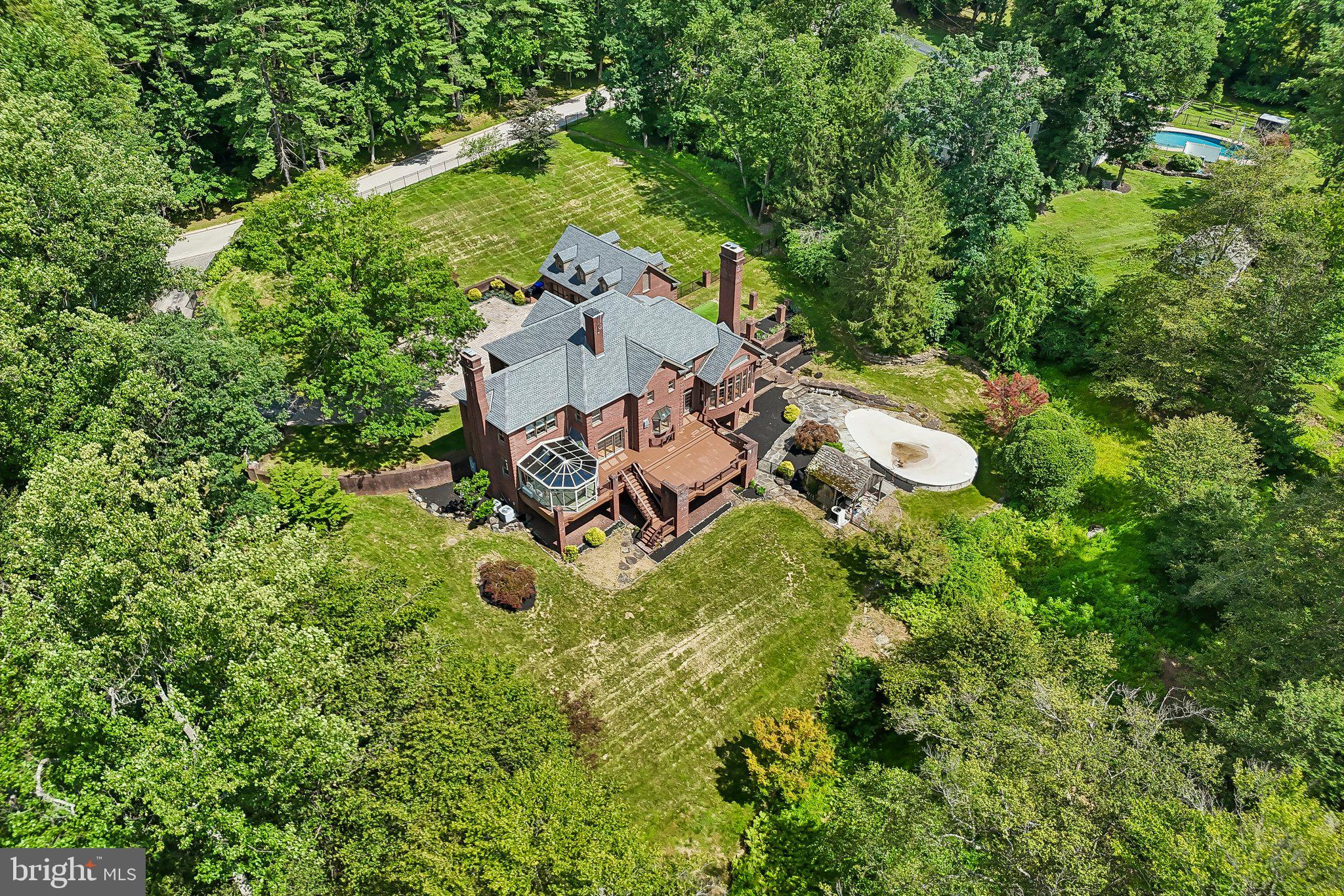 15 Old Covered Bridge Road Newtown Square, PA 19073 - Photo 6 of 71 Gallery Image 6
